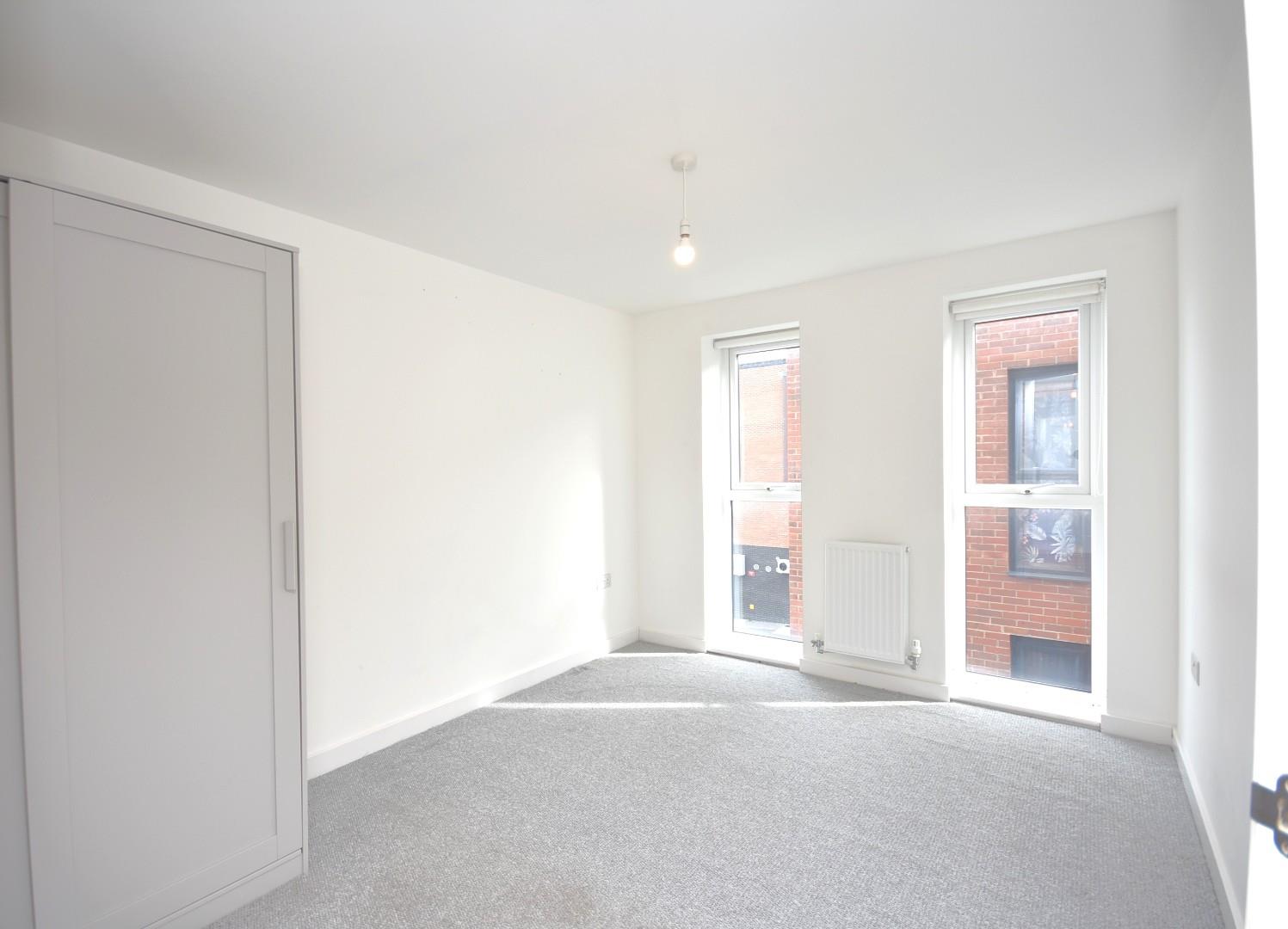 49 Neptune Road Barry CF62 5BR